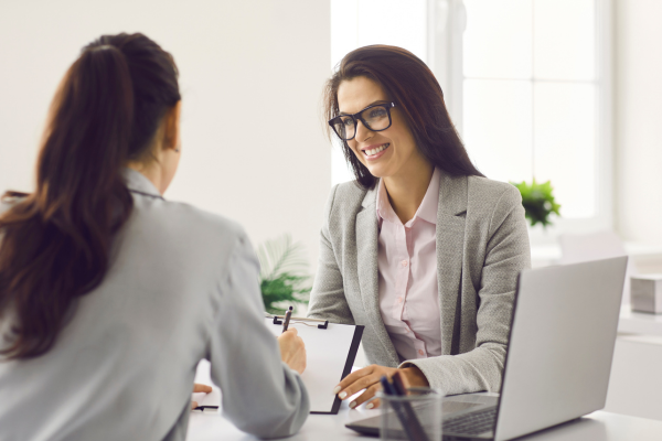 adapt-to-client-needs-007-600x400